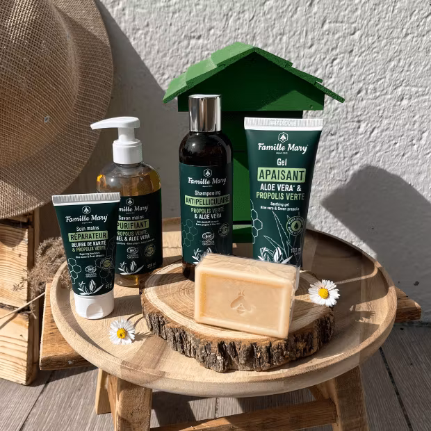 Ekologiskt mjällschampo med grön propolis