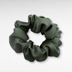 Harriet - Basic Scrunchie