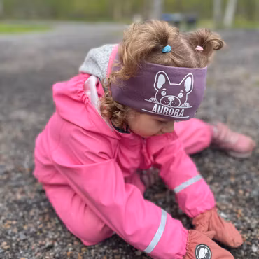 Pannebånd m/motiv og ullfôr