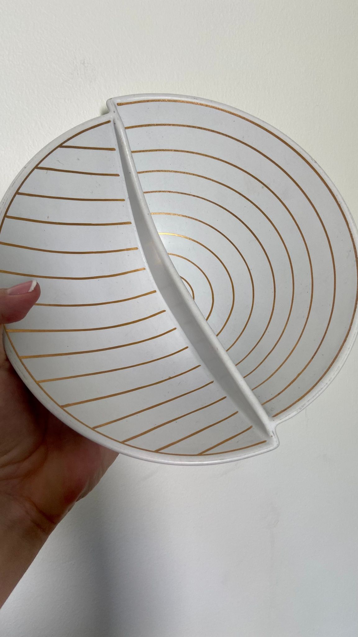 Bowl , Wilhelm Kåge for Gustavsberg Studio, Carrera, Guldsurrea