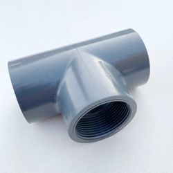 PVC-U Ø50 mm Grenrör T-koppling lim 90º med invändig 1½" (1,5 tum) gänga
