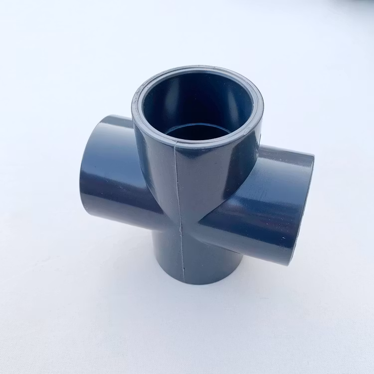 PVC-U Ø 50 mm 4 vägs grenrör Korskoppling 90 grader limmas på alla sidor