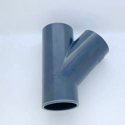 PVC-U Ø50 mm Grenrör T-koppling 45º limmas på alla sidor