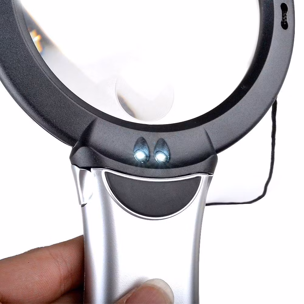 Förstoringsglas med stativ och LED-lampa