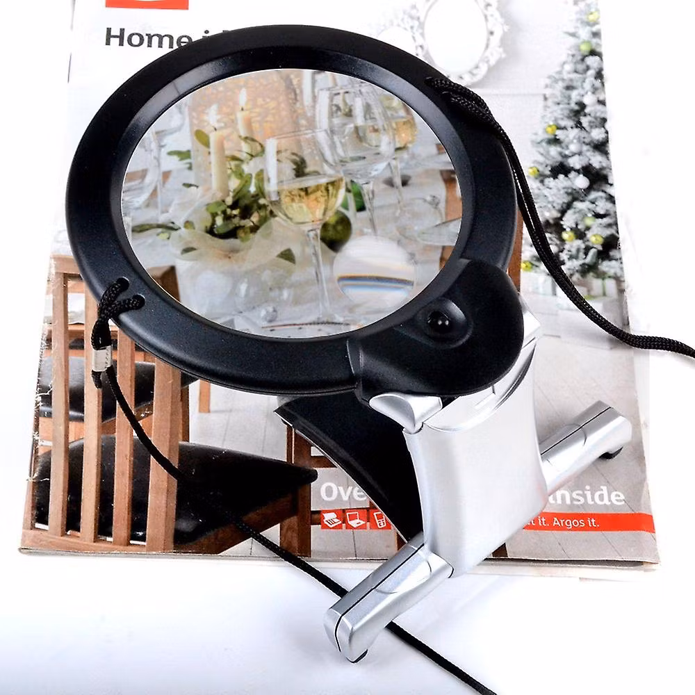Förstoringsglas med stativ och LED-lampa