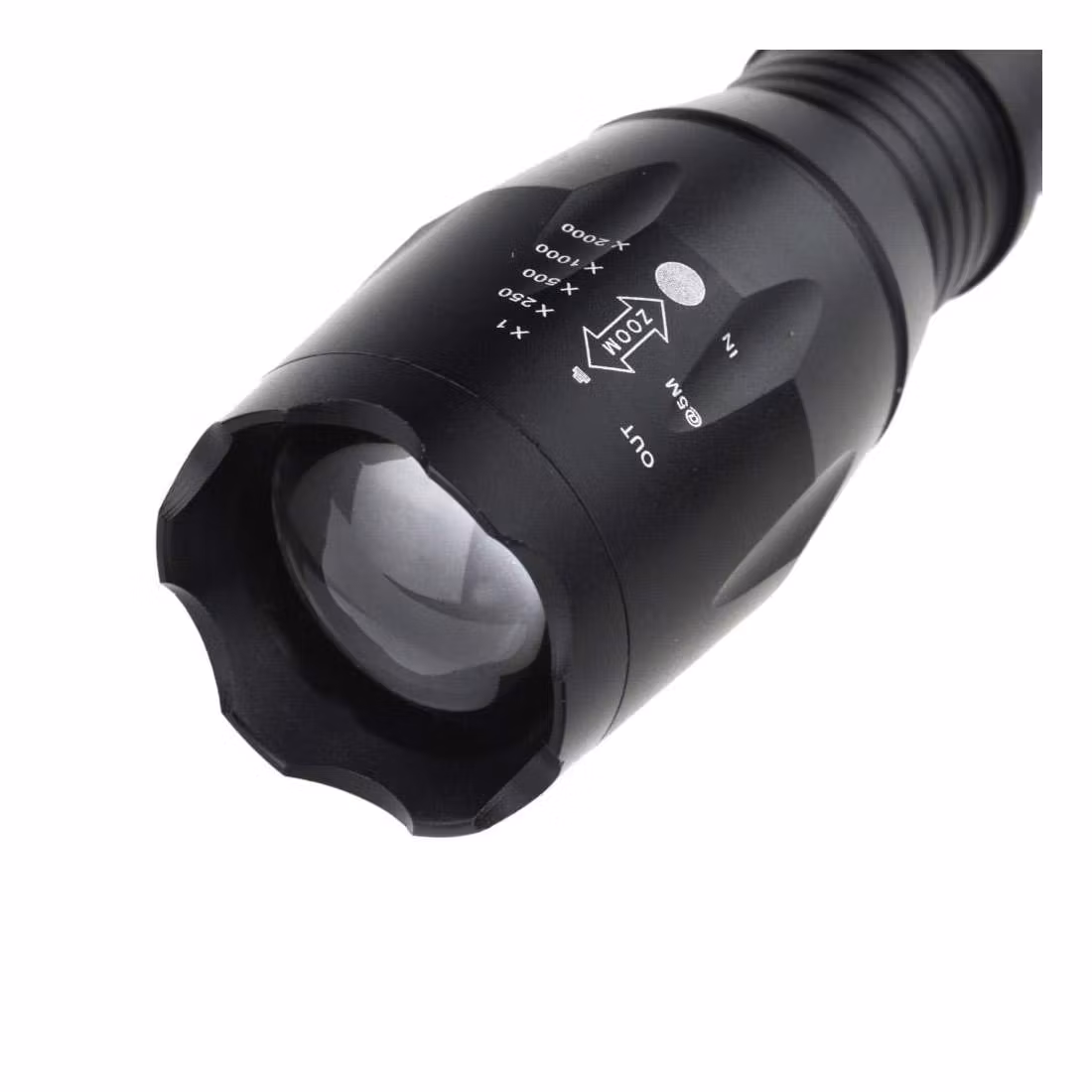 Laddbar ficklampa med zoom