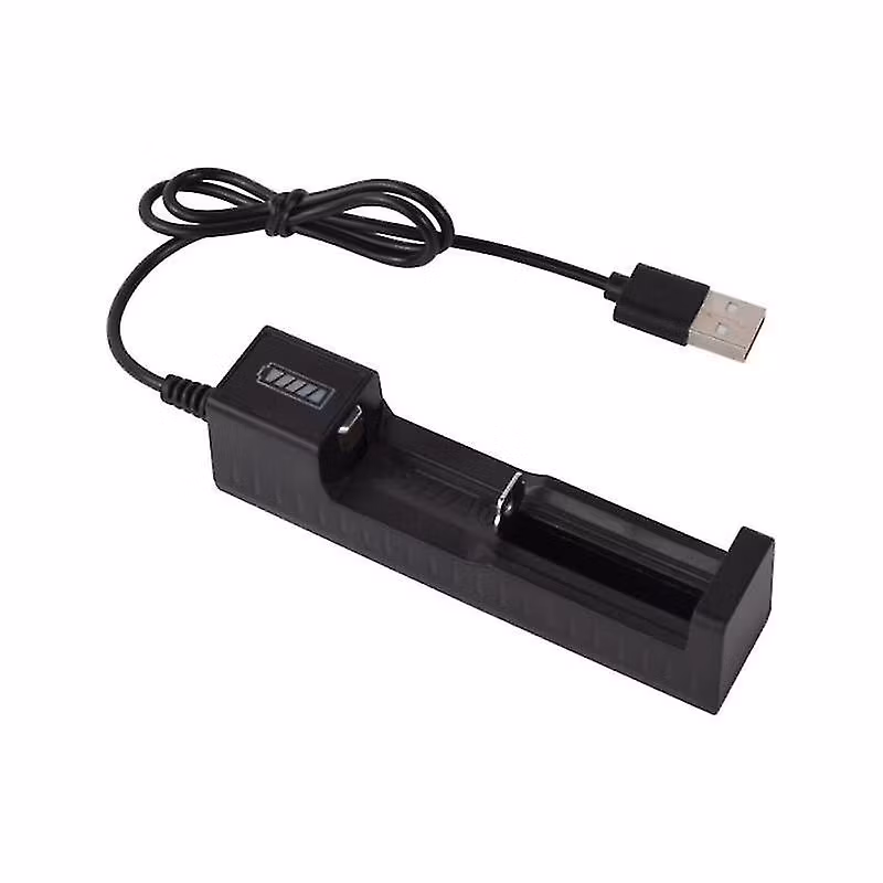 Laddbar ficklampa med zoom