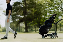 Stewart Golf Q Follow Elvagn