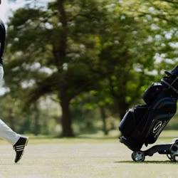 Stewart Golf Q Follow Elvagn