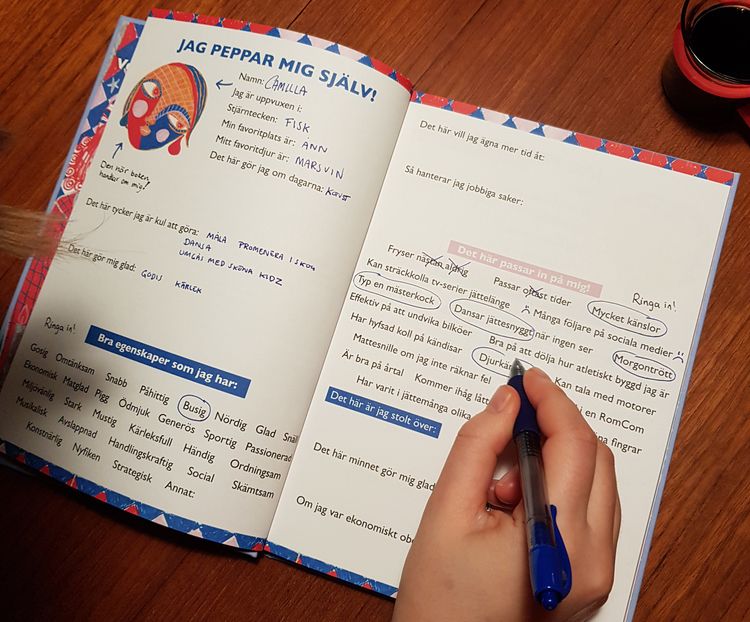 Mina vänner peppar mig–boken
