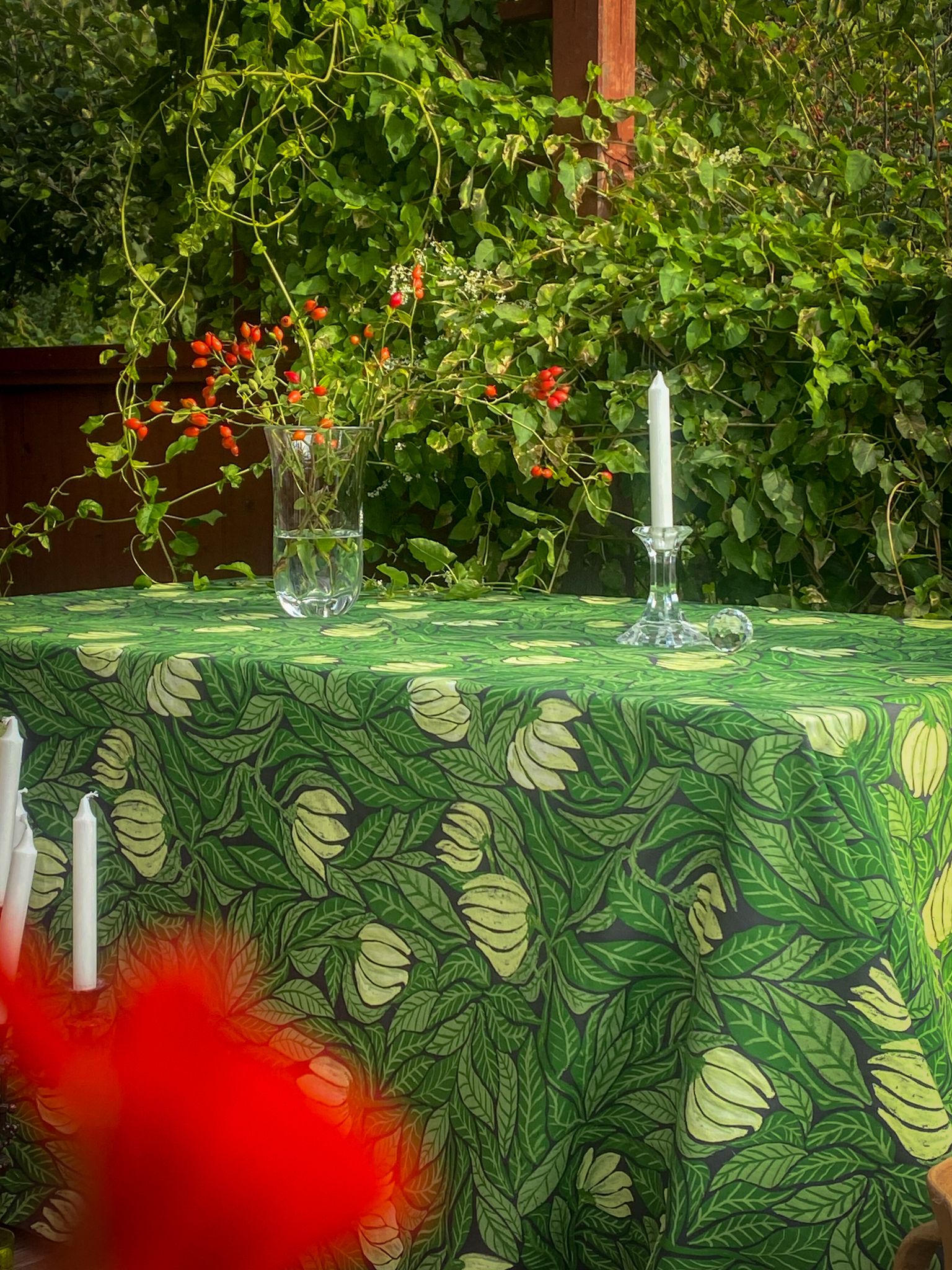 Vildvuxen Bordsduk 140x200 cm – Ekologisk bomull