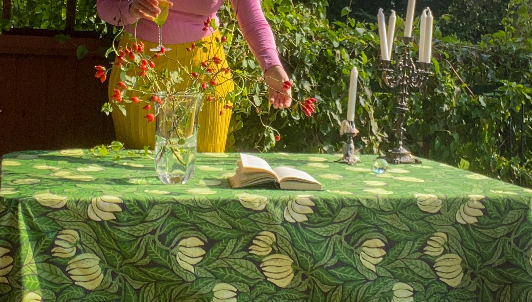 Vildvuxen Bordsduk 140x200 cm – Ekologisk bomull