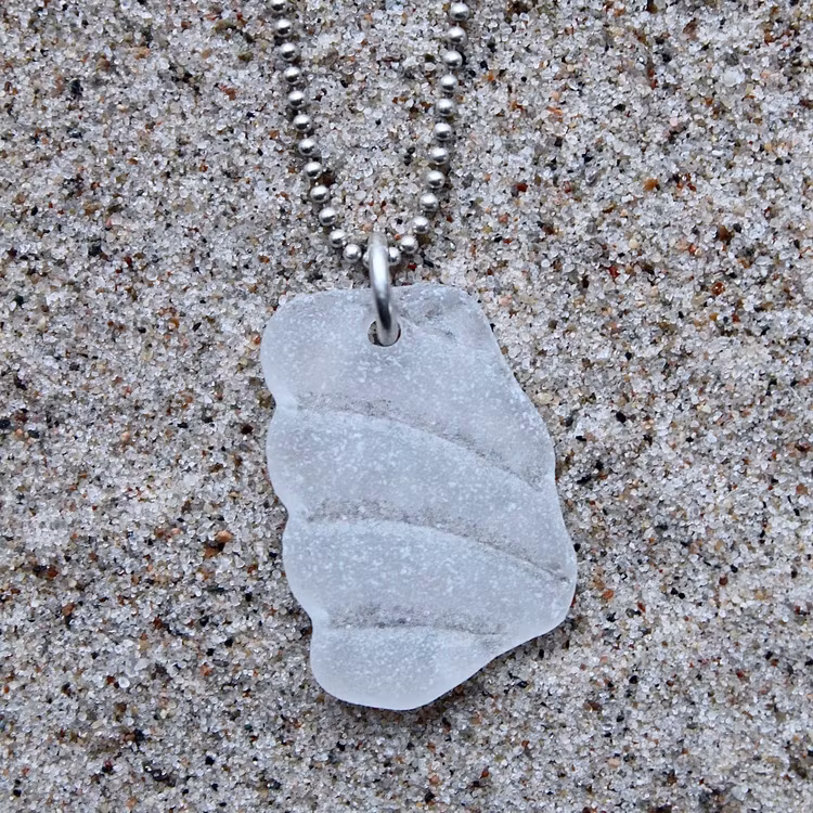 White Waves halsband