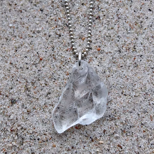 Shattered Chandelier halsband