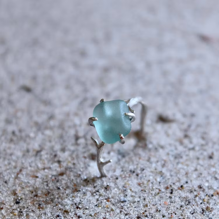 Blue Entanglement ring