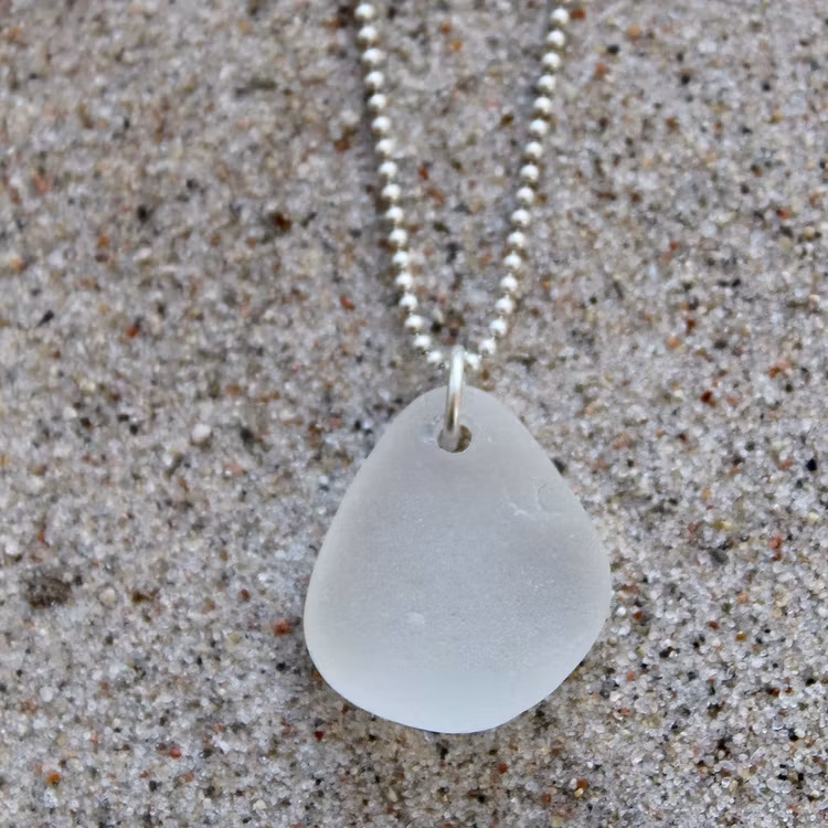 Timeworn Light halsband