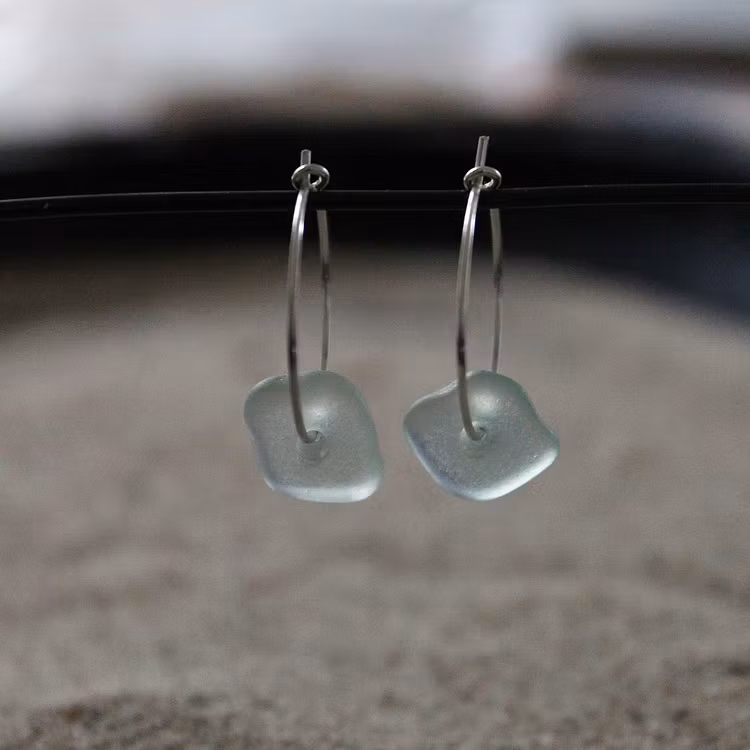 Small Loop Fresh Air örhängen