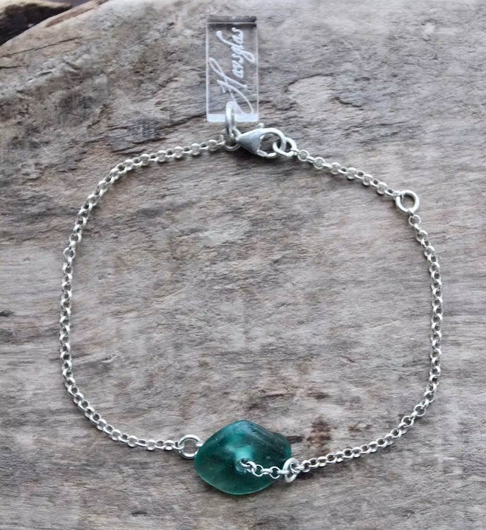 Eye of The Ocean armband