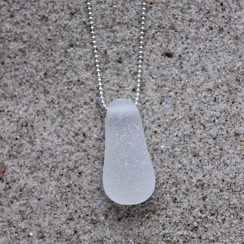 White Magic halsband