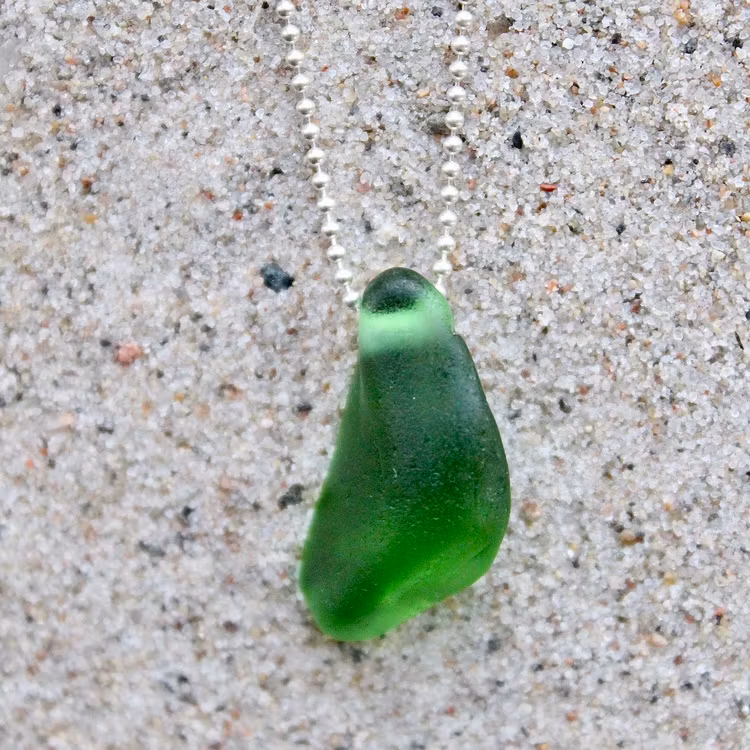 Other Way Twirling Green halsband