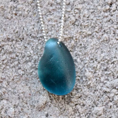 Blue Enigma halsband