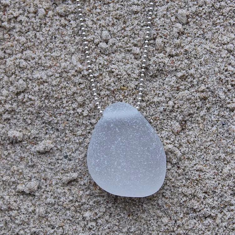 Time Made Me halsband