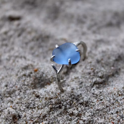 Heaven Is A Place On Earth ring