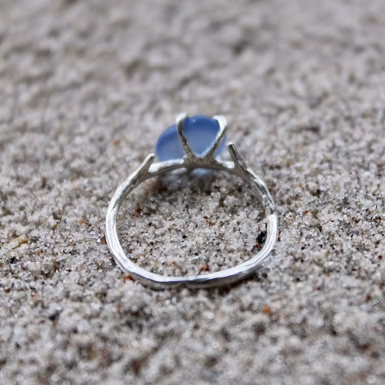 Heaven Is A Place On Earth ring