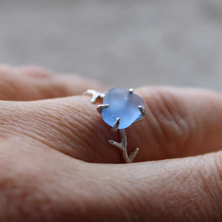 Heaven Is A Place On Earth ring