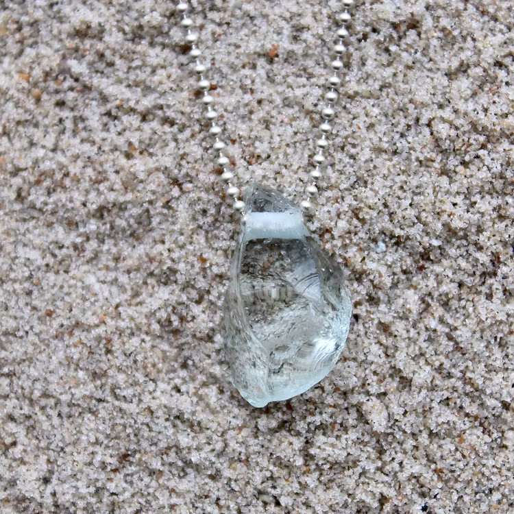 Diamond By The Sea halsband