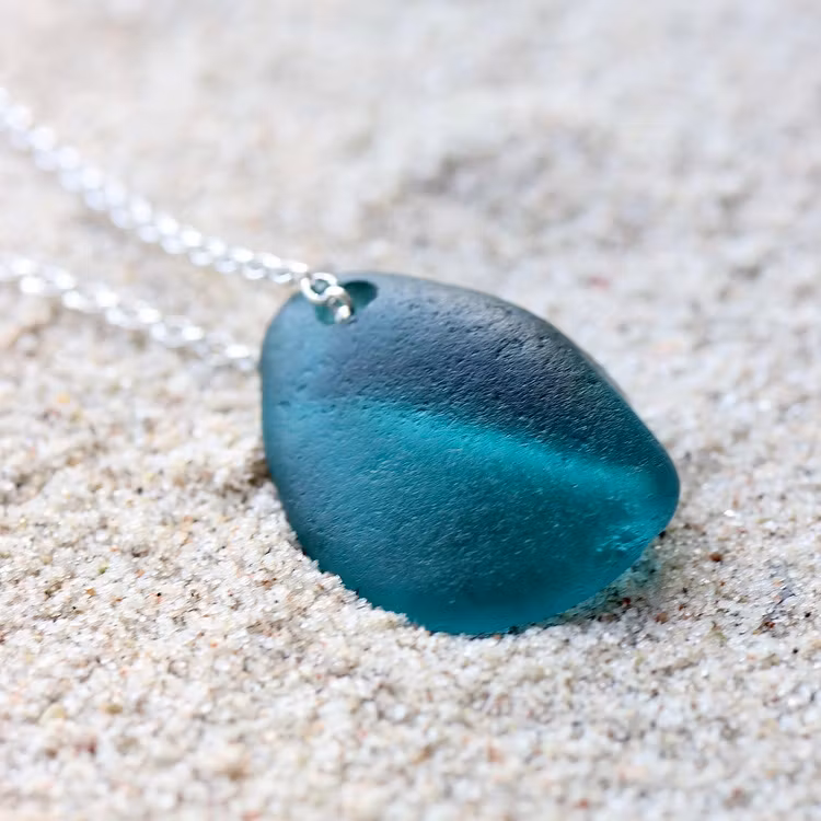 Going Deeper Blue halsband