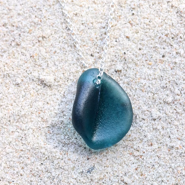 Going Deeper Blue halsband