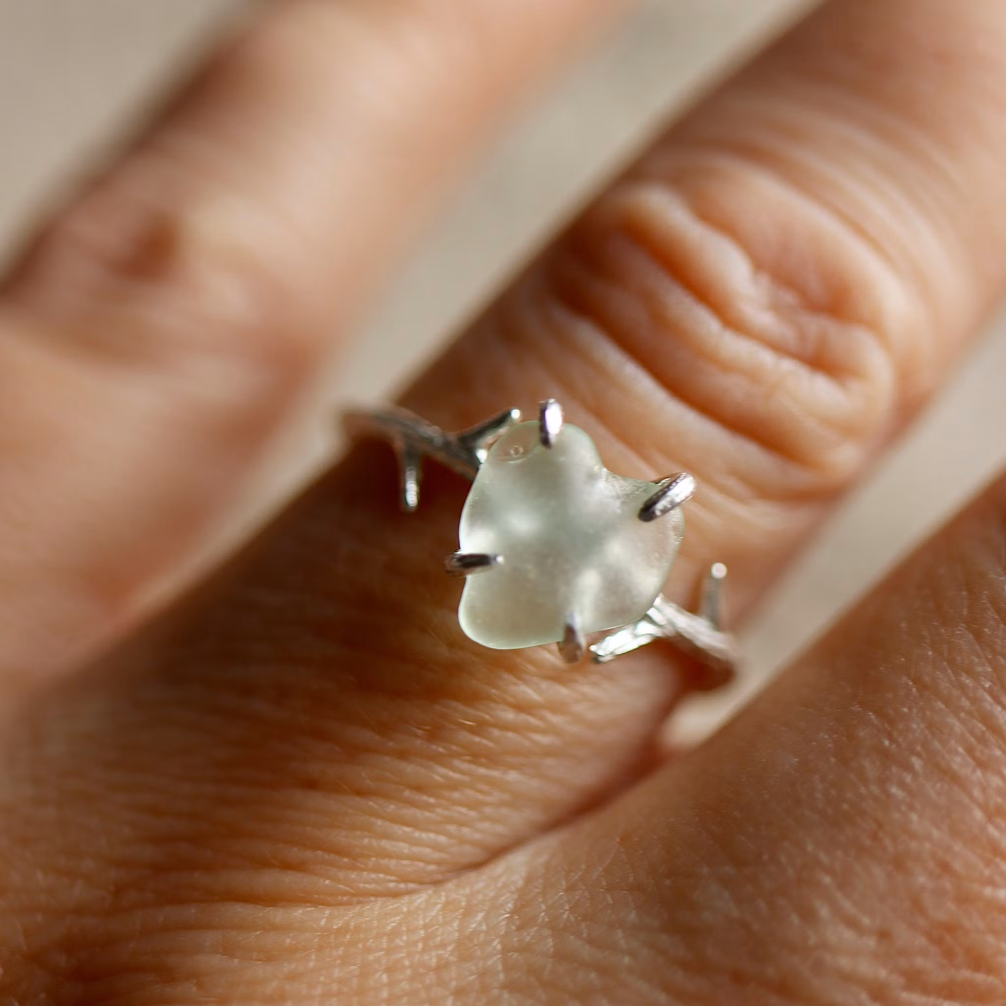 Light Heart ring