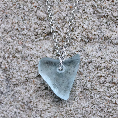 A Heart Of Glass halsband