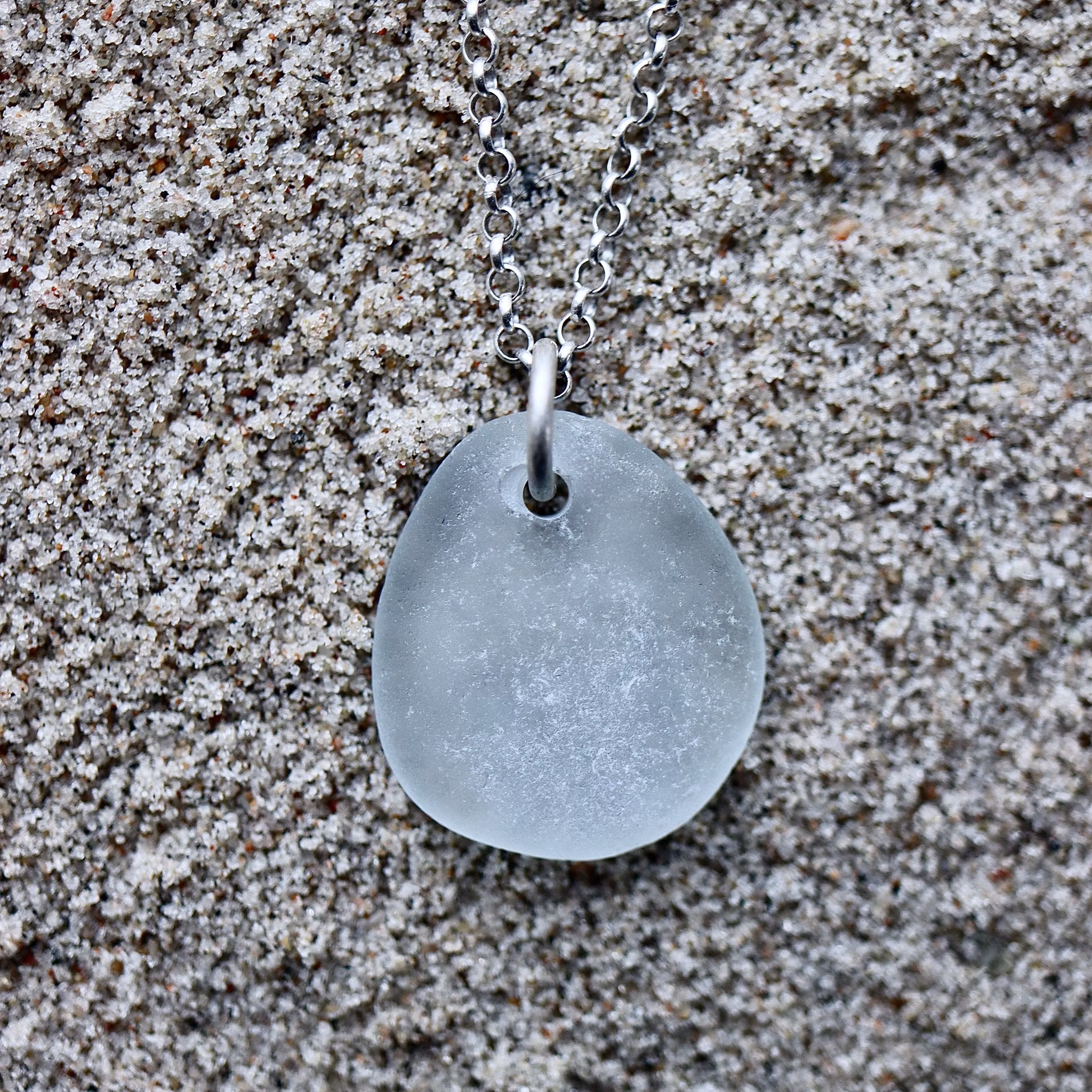 True Simplicity halsband