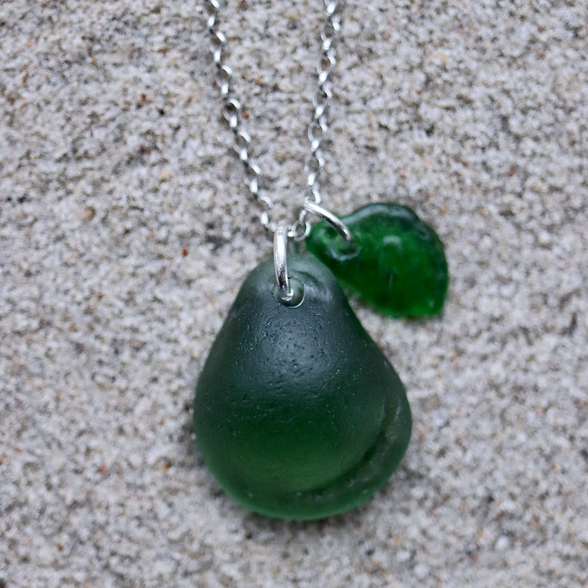 Perfect Match Little Pear halsband