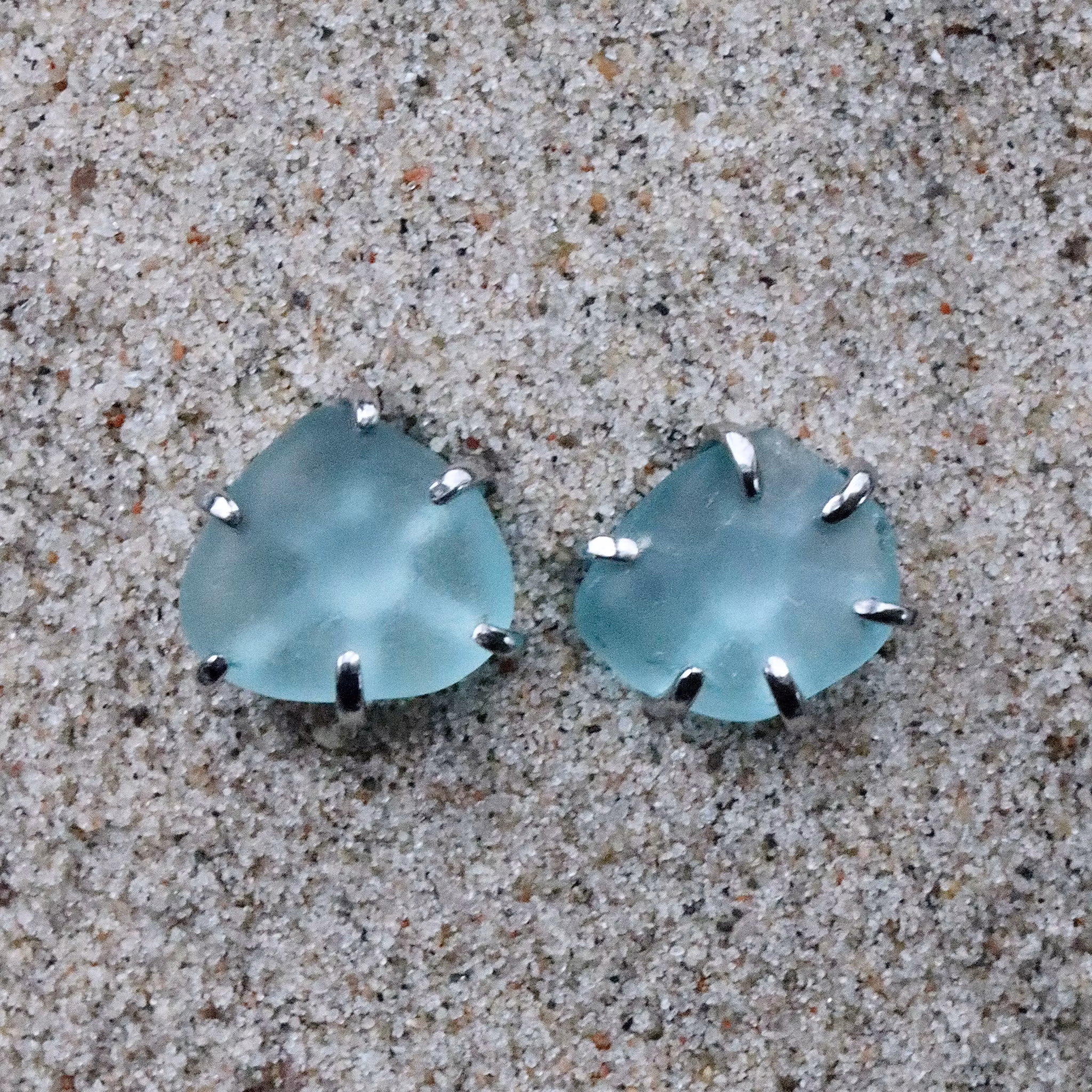 Love Is In The Air stiftörhängen