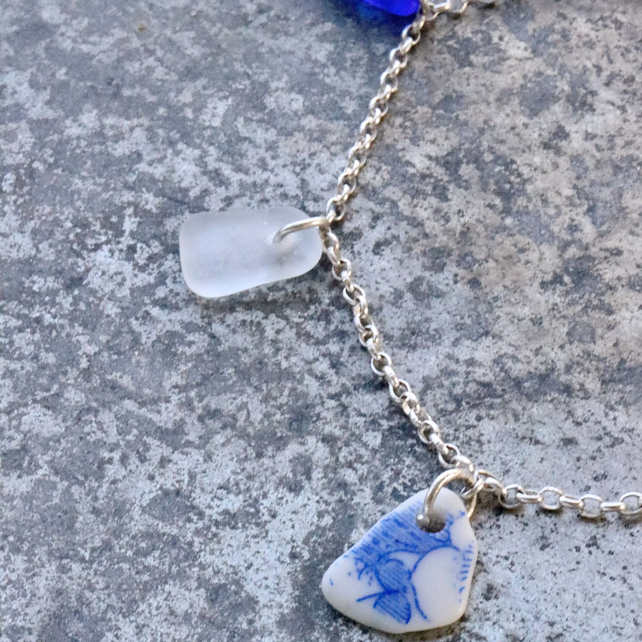 Treasure Hunter´s Spring Flower armband