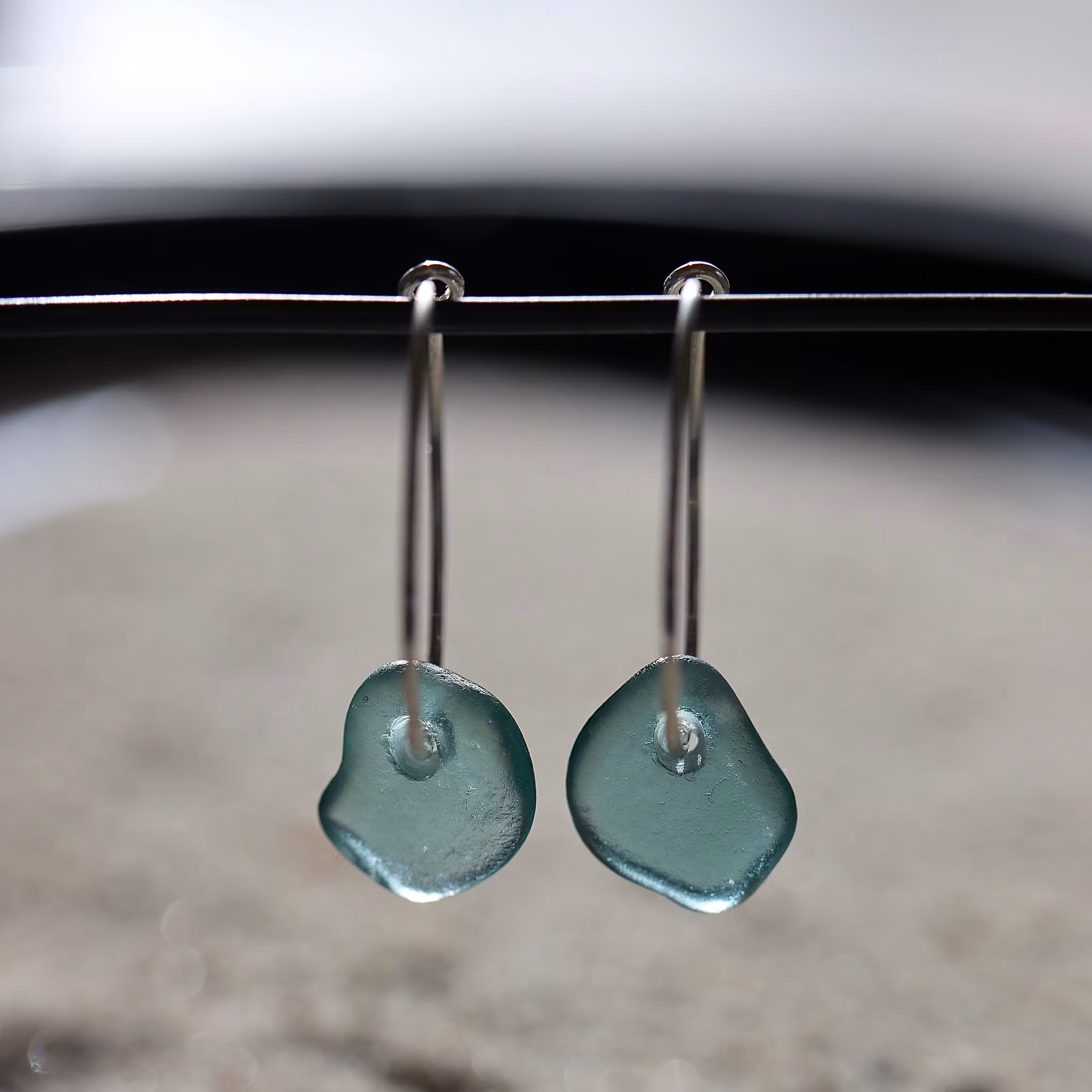 Small Loop Wavedrops örhängen