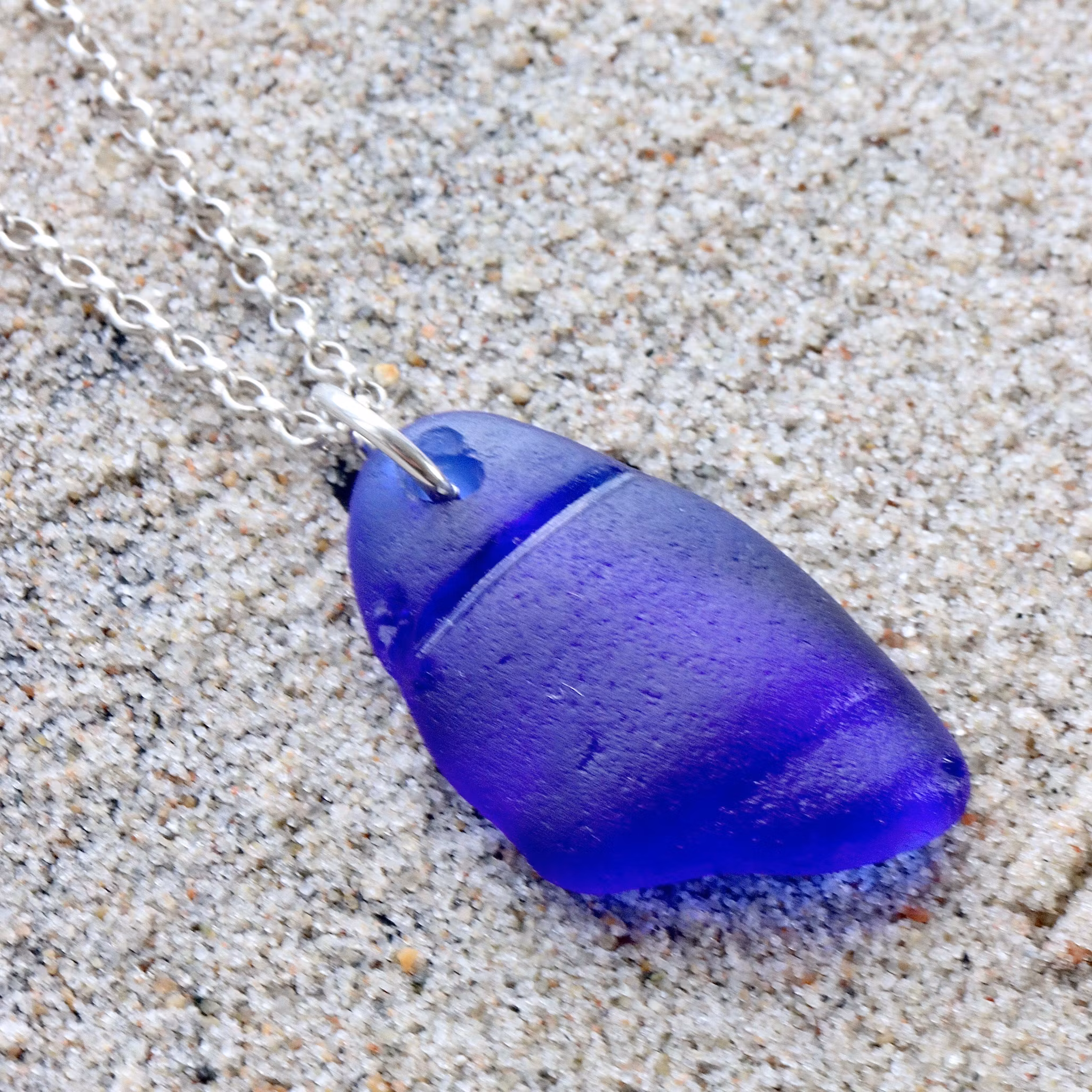 Darkest Blue halsband