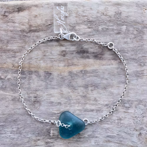 Triangle Blue armband