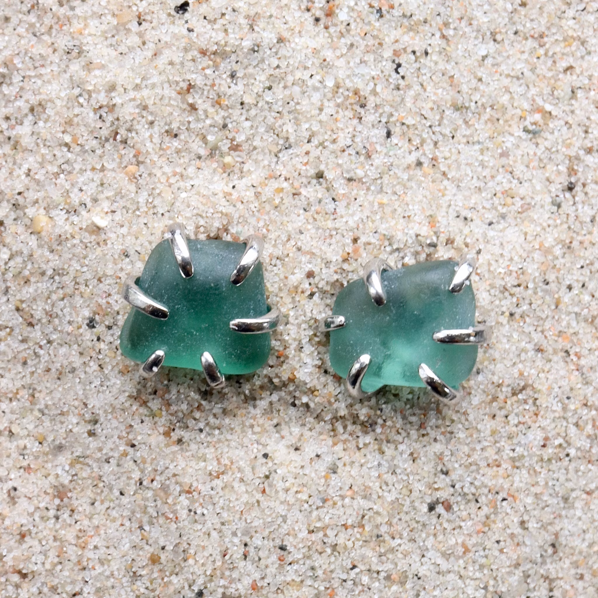 Secret Bay stiftörhängen