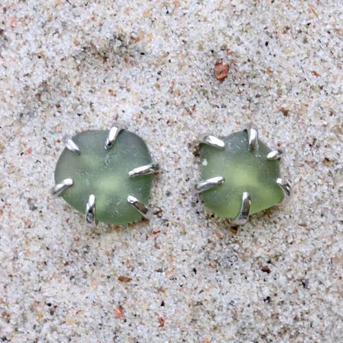 In A Forest stiftörhängen