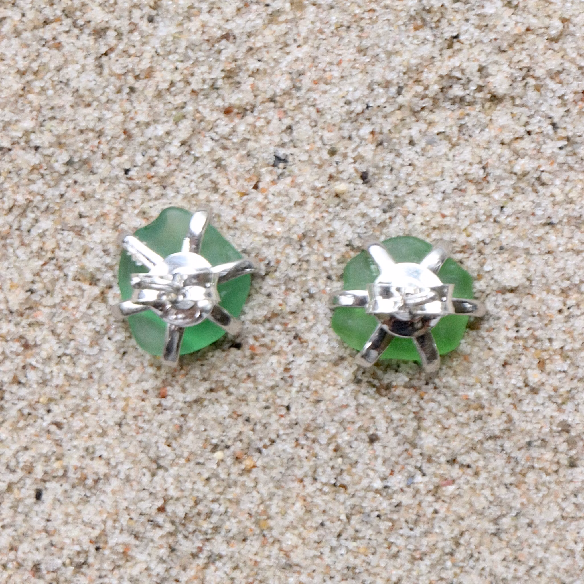 Green Light stiftörhängen