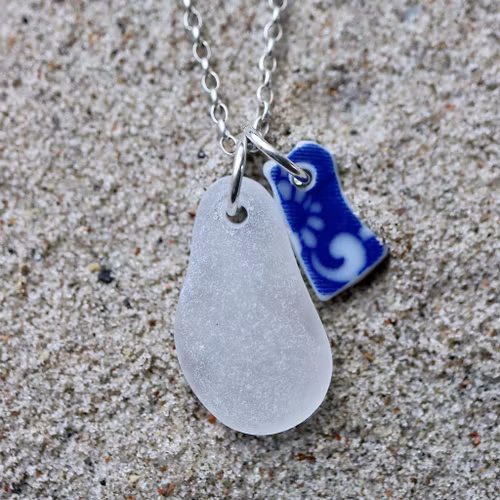 Perfect Match With A Twist halsband