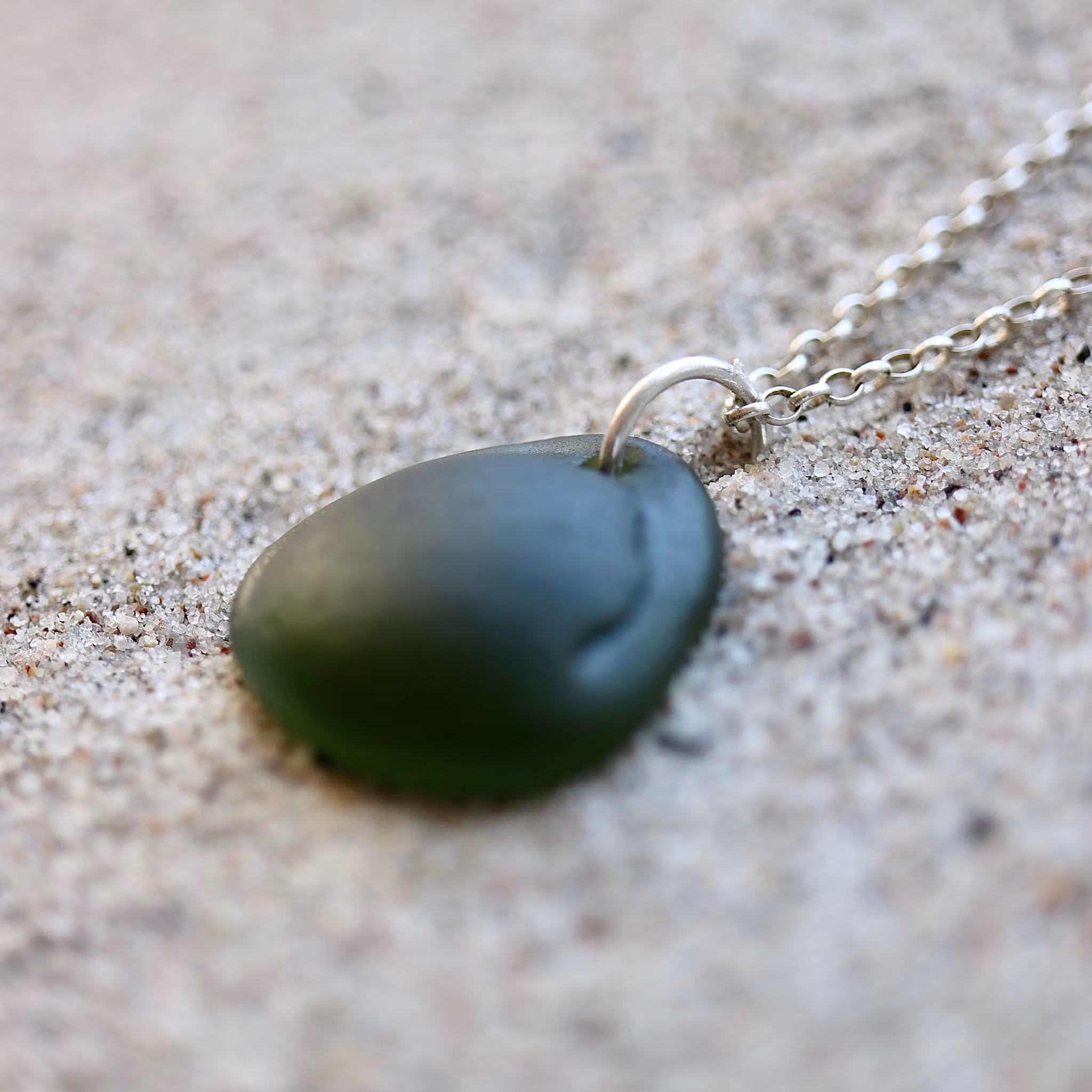 Rounded Secret halsband