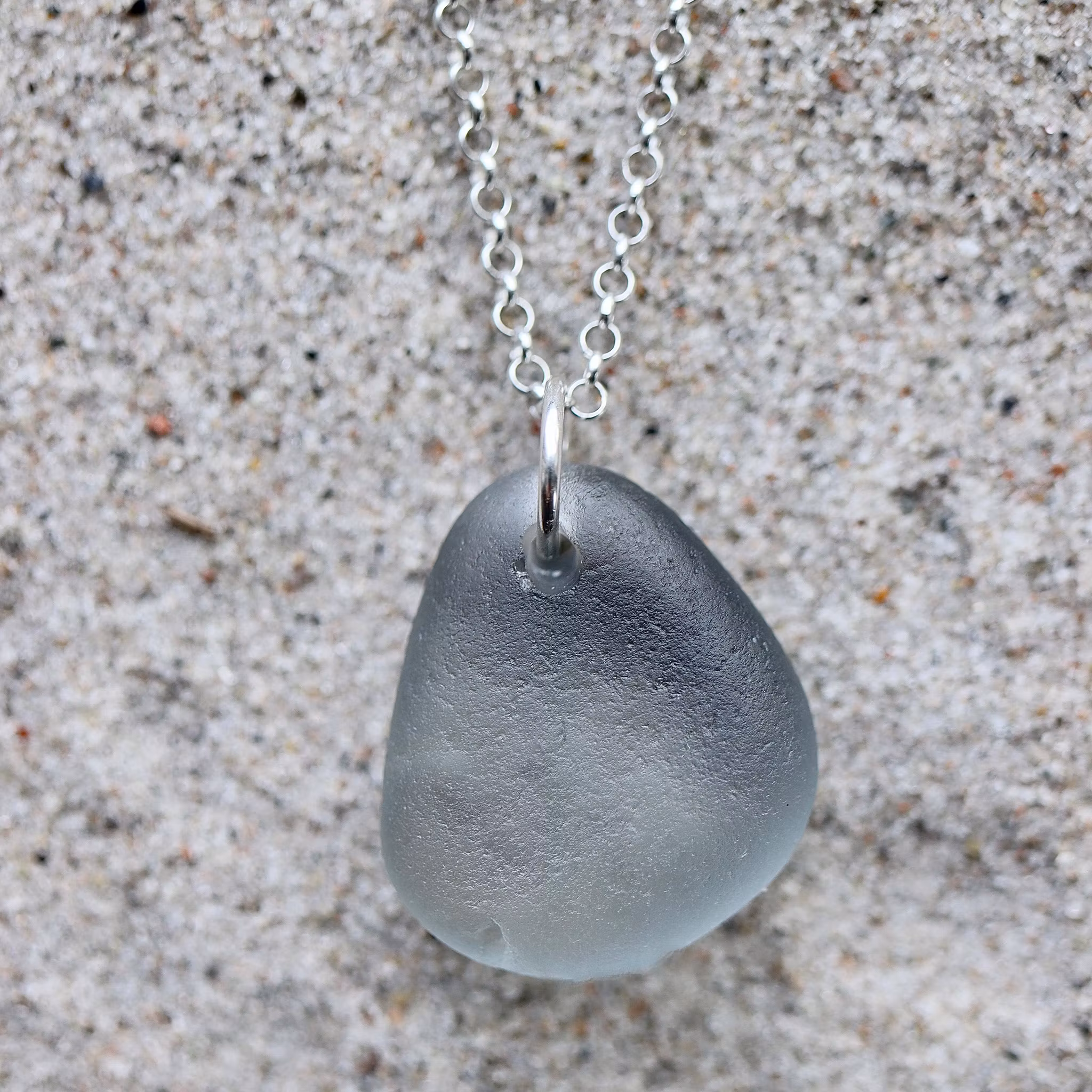 Gorgeous Grey halsband