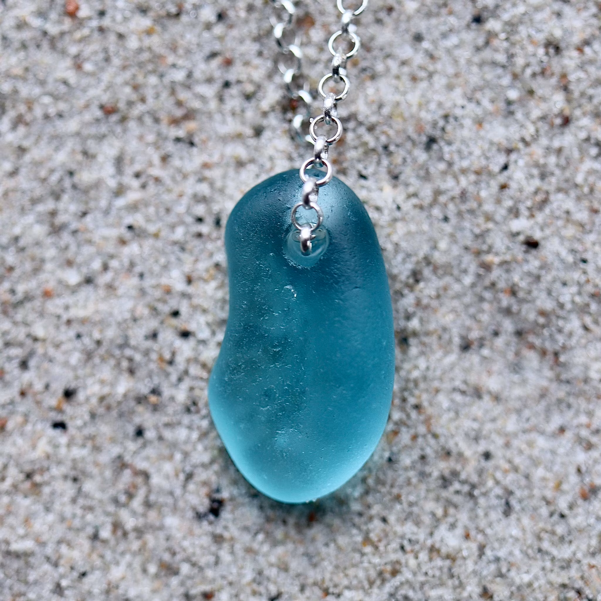 Brightblue Shell halsband