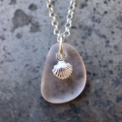 Rose Shell berlockhalsband