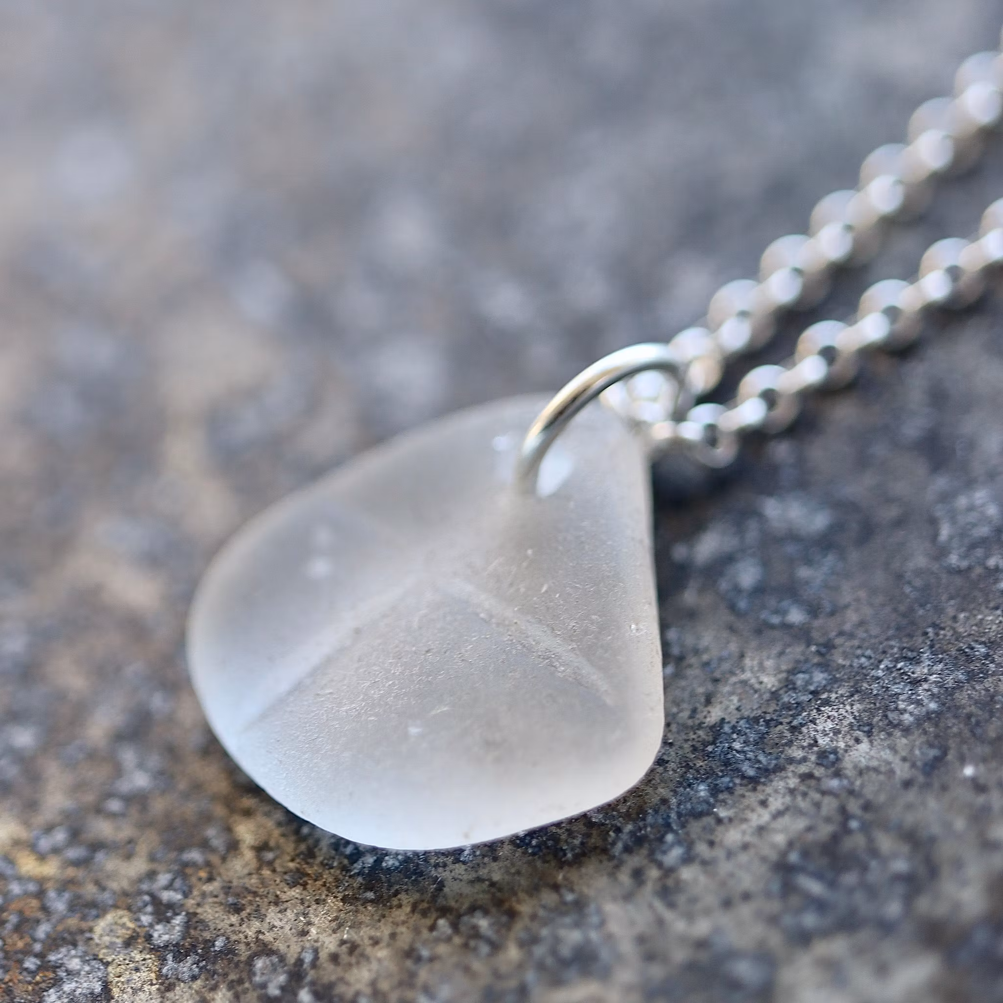 Cross My Heart halsband